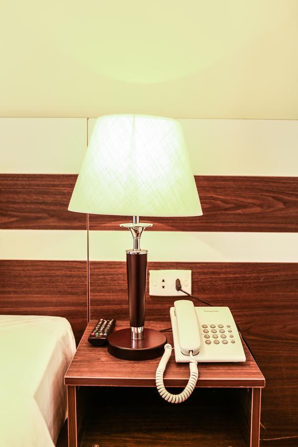 Lotus Village Hotel Hanoi Luaran gambar